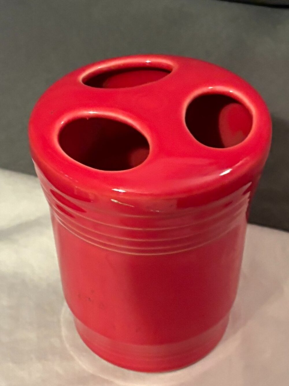 VTG 2004 Fiesta SCARLET Toothbrush Holder-Vase/Desk Organizer-4.5" H-BRAND NEW